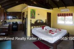 Belize-Income-producing-Seafront-House7
