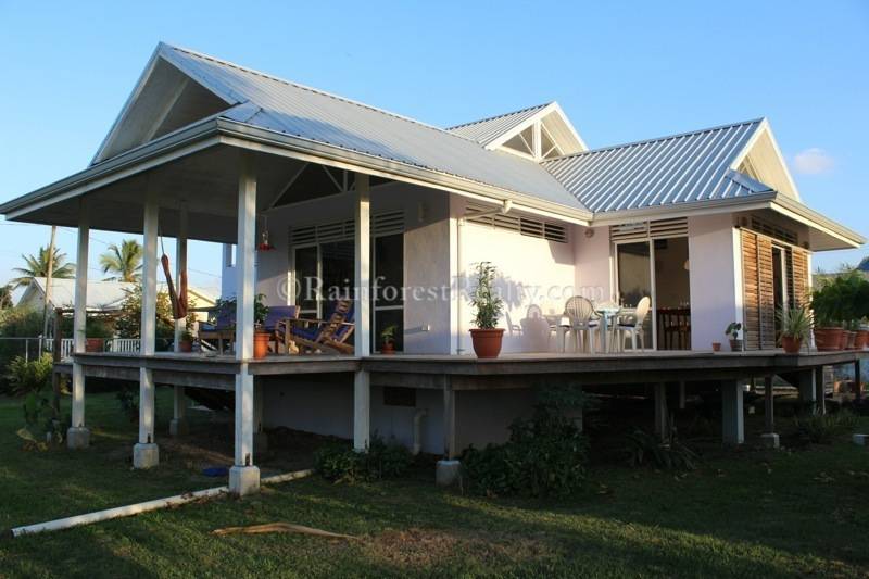 Beautiful Home for Sale located in Tropical Park Belize for US $150,000 –