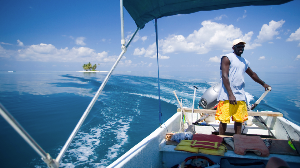 Boating in Belize