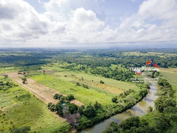 22 Acres On The River In Spanish Lookout25