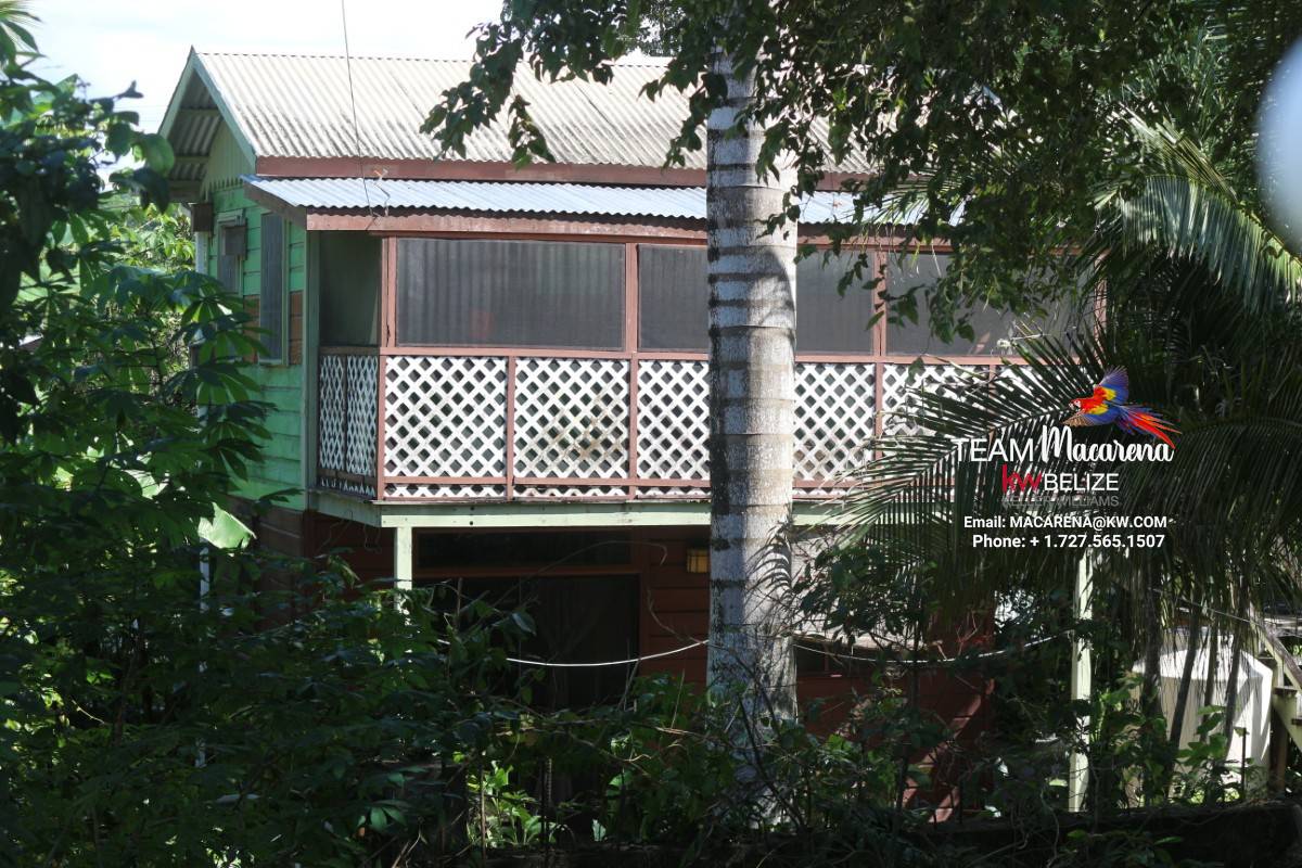 Charming Two Storey Home San Igancio2 Charming Two-Storey Home in San Ignacio Cayo District