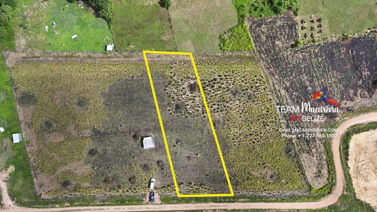 Santa Familia Village Belize Parcel