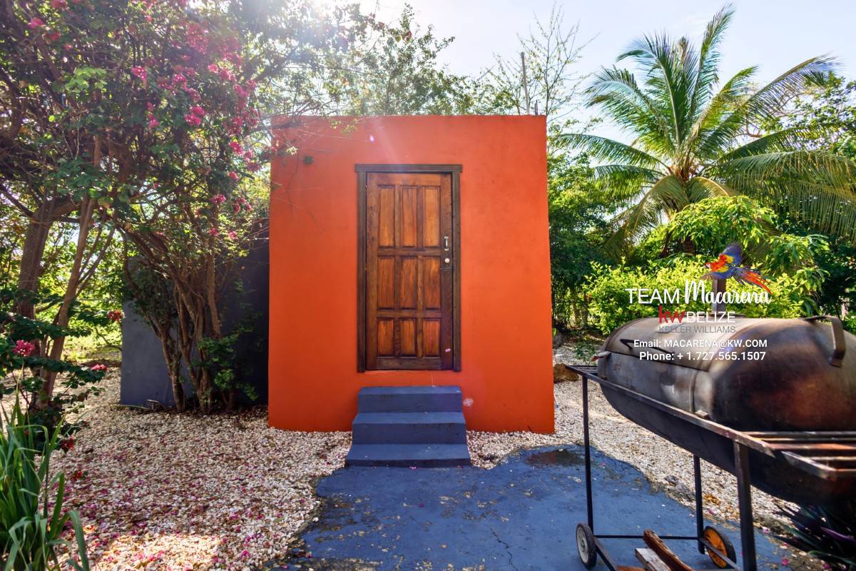 Consejo Shores Belize Home for Sale – Elegant Tropical Living Near the Caribbean Sea