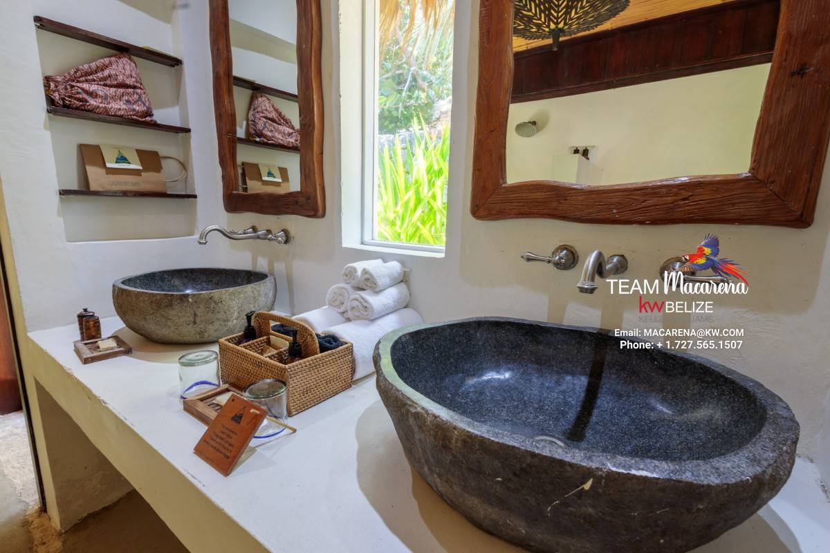 Belize Luxury Waterfront Estate