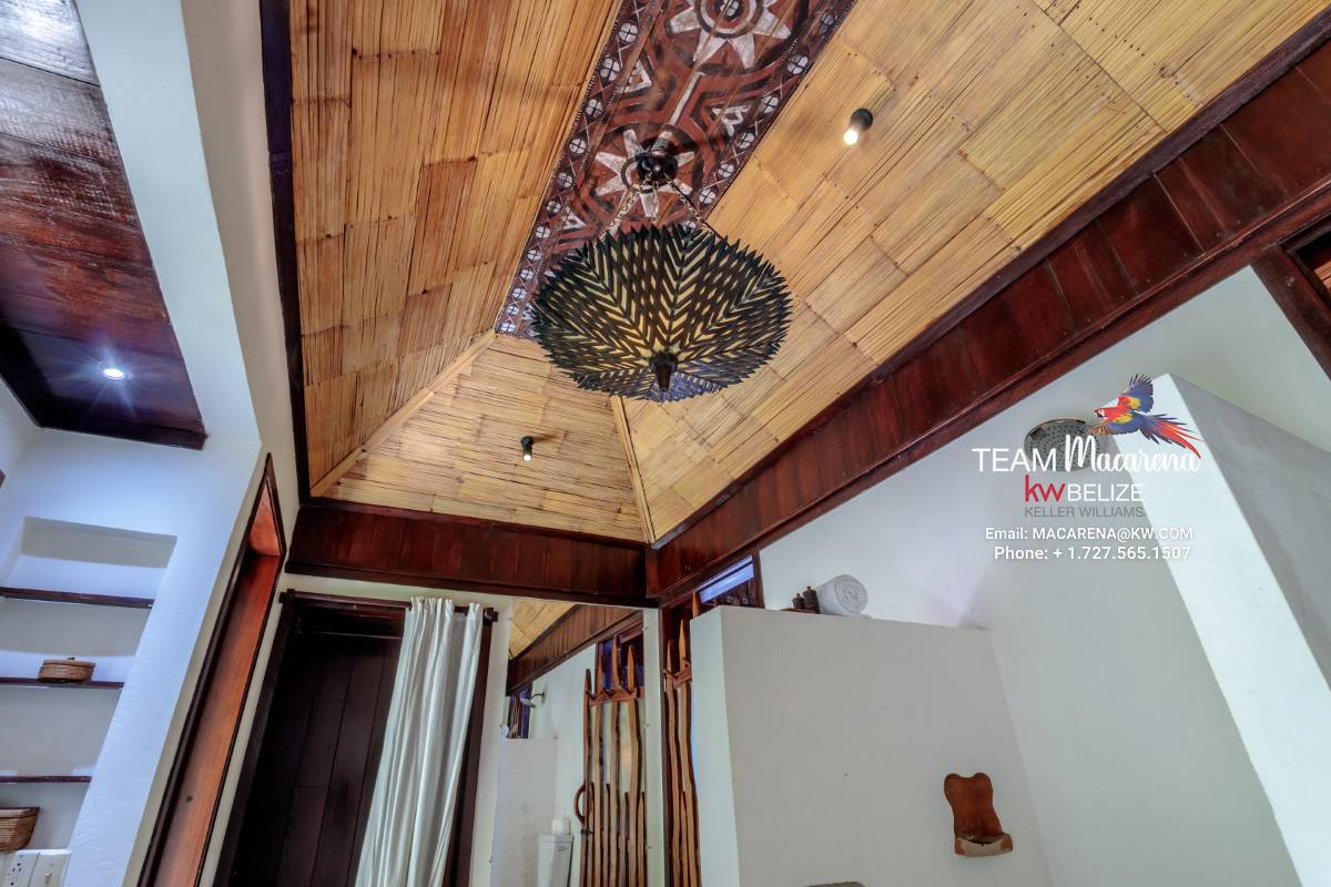 Belize Luxury Waterfront Estate