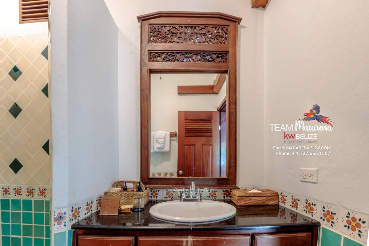 Belize Luxury Waterfront Estate
