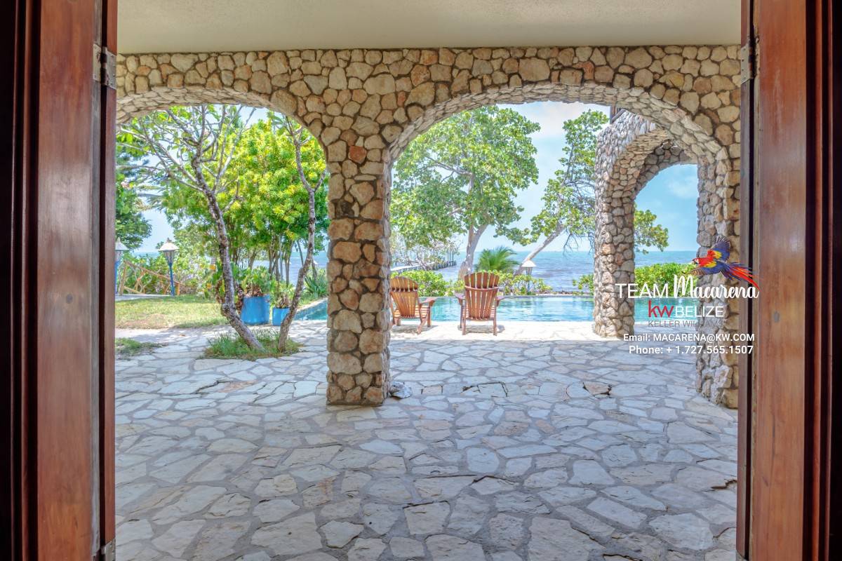 Belize Luxury Waterfront Estate