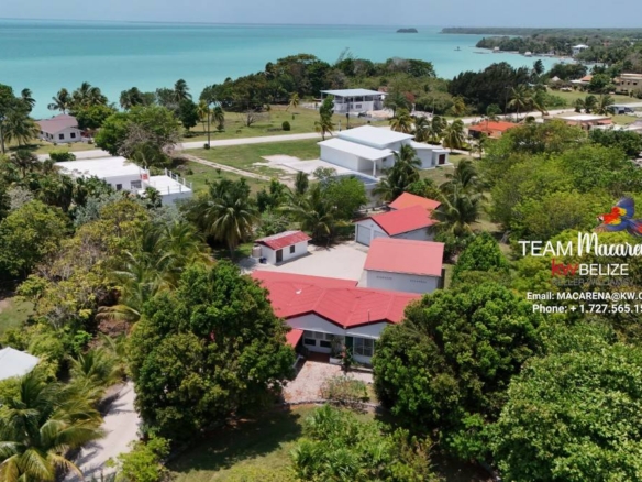 Golf-Course Living By The Bay