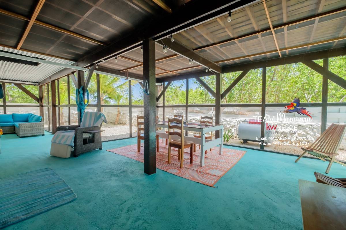 Optimized by JPEGmini 3.18.9.220874607-AV 0x5b53acbf Gran Casa Naranja – Fully Furnished Custom-Built Home