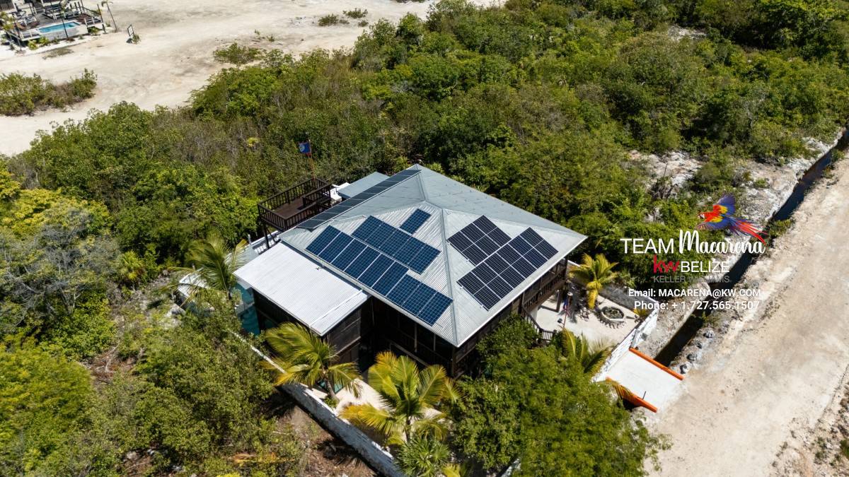 default Gran Casa Naranja – Fully Furnished Custom-Built Home