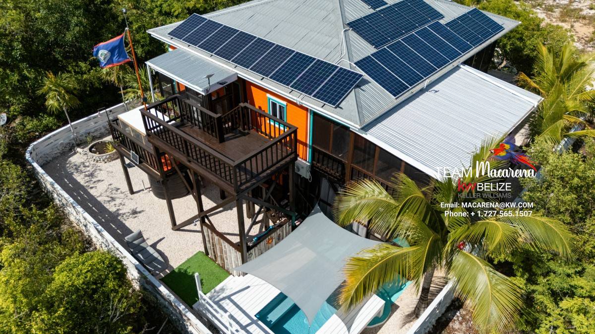 default Gran Casa Naranja – Fully Furnished Custom-Built Home