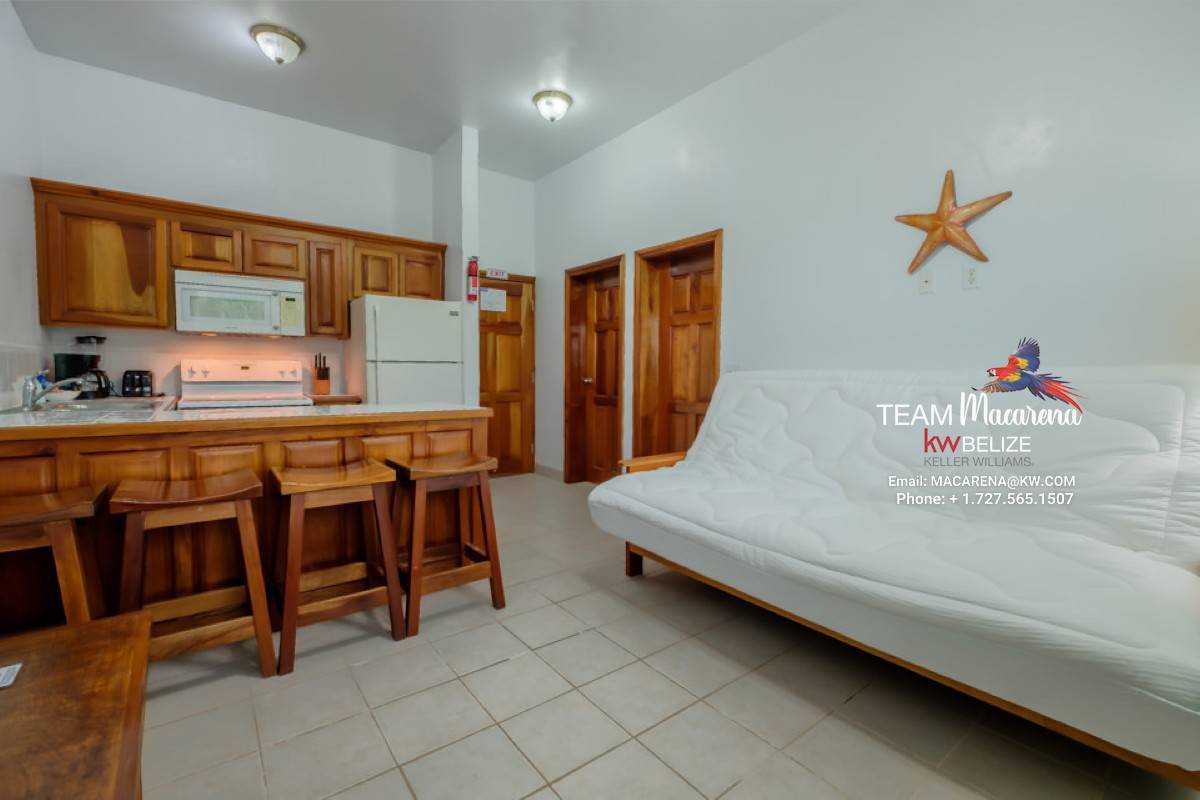 Optimized by JPEGmini 3.18.9.220874607-AV 0x98c71606 Fully Furnished 1-bedroom Condo at Grand Baymen Gardens