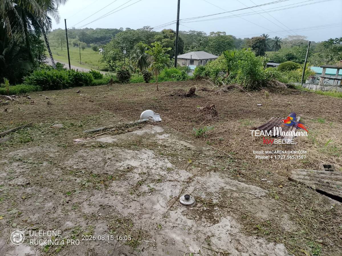 Large Parcel of Land Near Punta Gorda