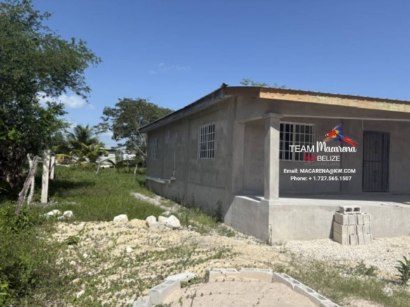 Unfinished Home In Carmelita